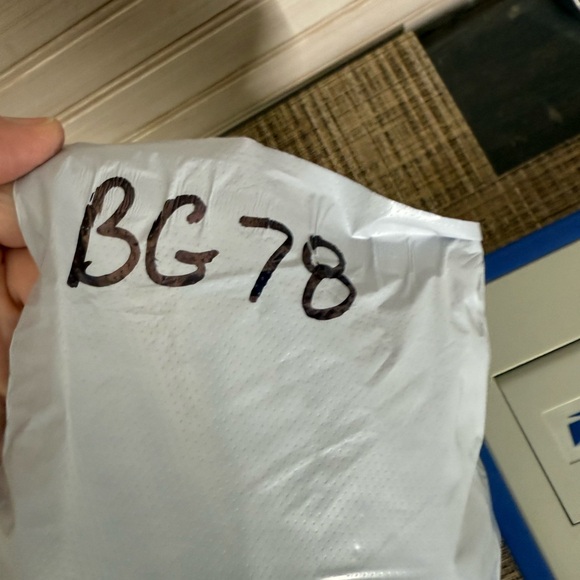 Reversible Leopard Print Faux Fur & Black Quilted Vest - Picture 8 of 8